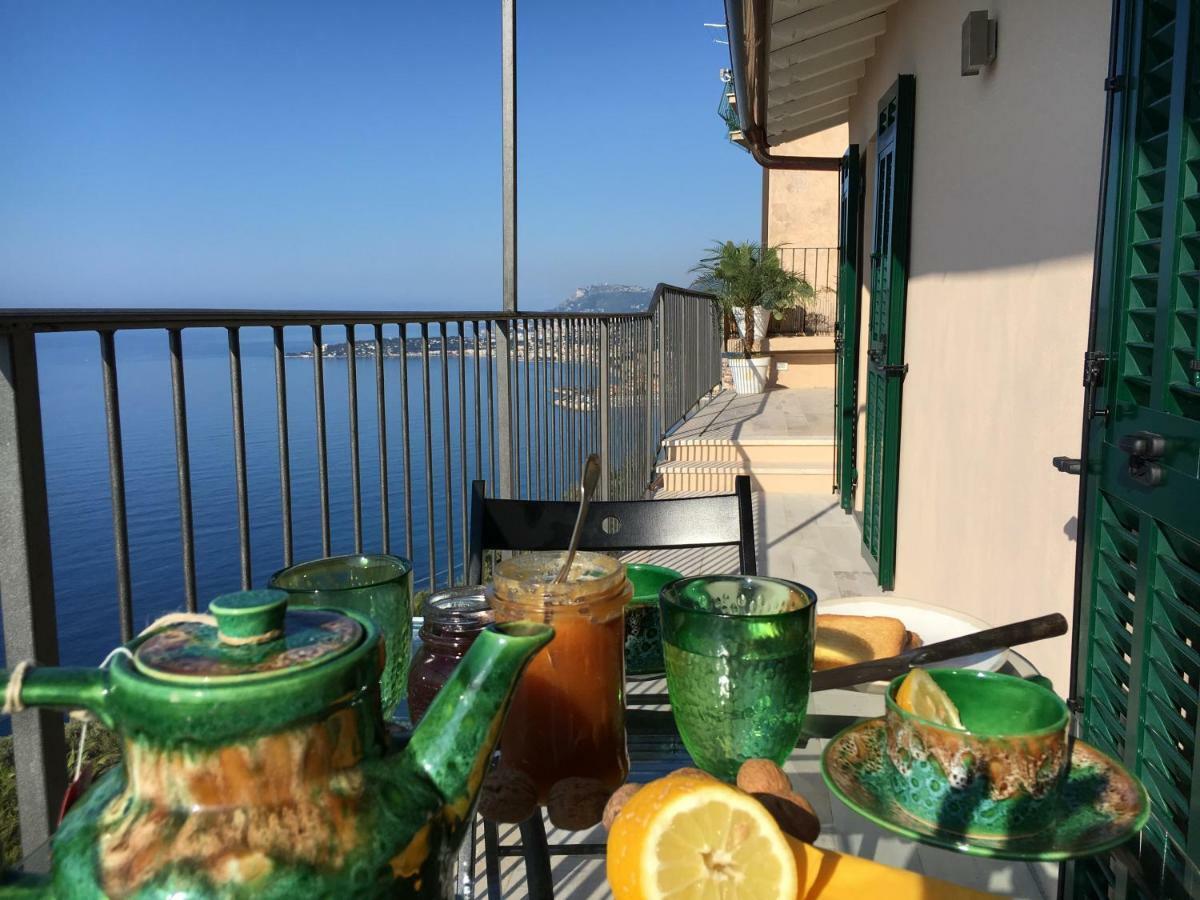House In Grimaldi. Spectacular View Over The French Riviera! Grimaldi  Exterior photo